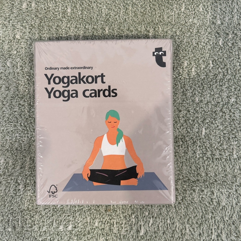 Yoga Cards Set NWT